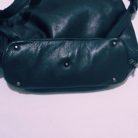 El Portal leather backpack. - Picture 5 of 9